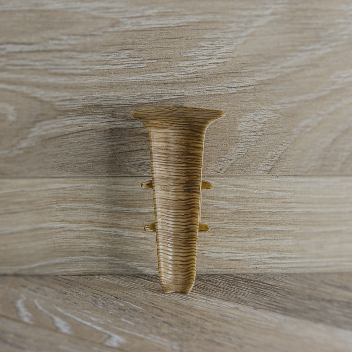 Угол внутренний для плинтуса 70мм "Деконика", 211 Дуб рустик