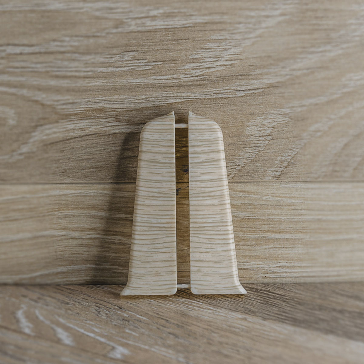 Торцевые для плинтуса 70мм "Деконика", 274 Сосна северная