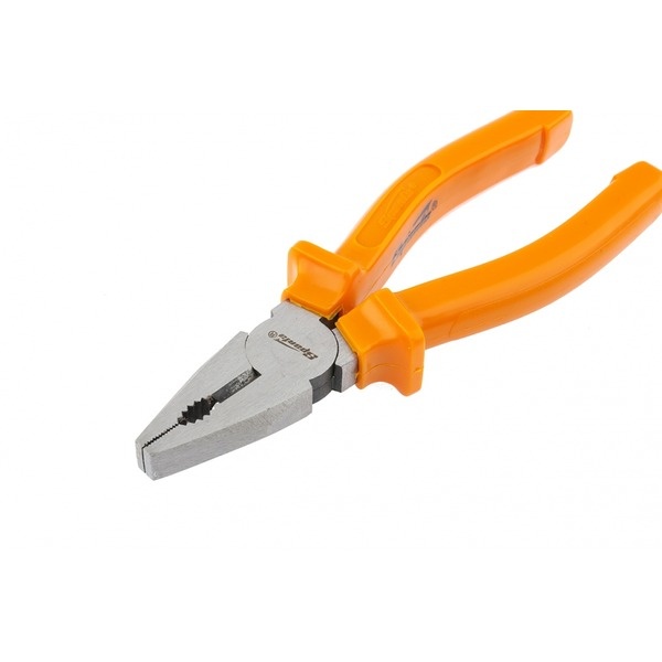 Плоскогубцы Classic, 200 мм, шлифованные, пластмассовые рукоятки//  SPARTA