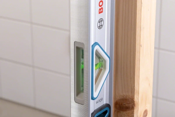 Уровень строительный 60 см BOSCH 1600A01V3Y