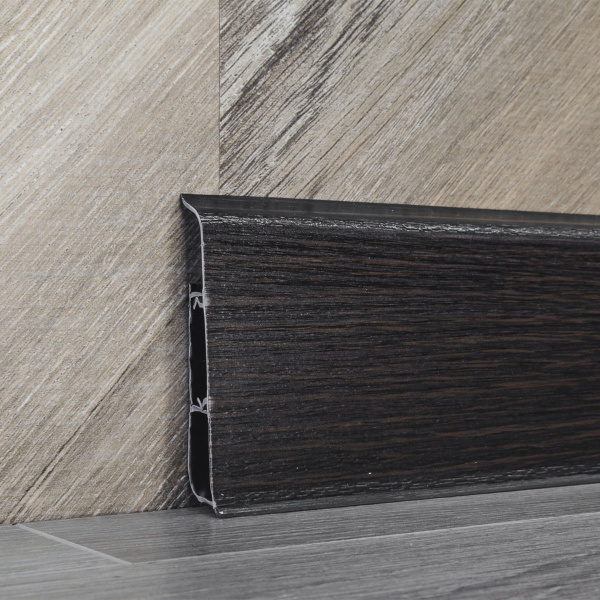 Плинтус напольный с кабель-каналами 70мм 2,2м "Деконика", 303 Венге темный