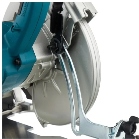 Пила дисковая Makita HS7601, 1200 Вт, 190 х 30 мм, 5200 об/мин, рез - 66 мм, 4,0 кг, коробка