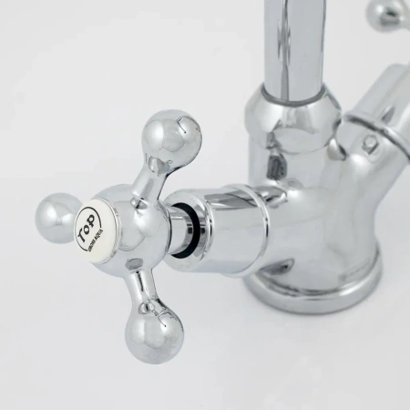 Смеситель д/р Gross Aqua Yota (6088039С -В06) "п"м"