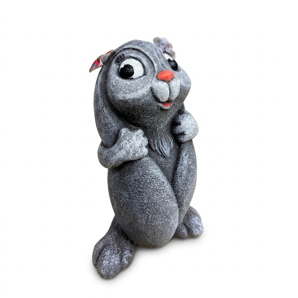 Фигура садовая "Зайка Лапочка" летняя Ф304л