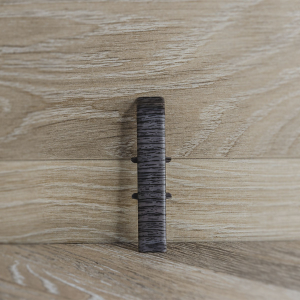 Соединитель для плинтуса 70мм "Деконика", 352 Каштан серый