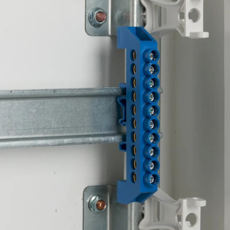 Шина N "ноль" в комб DIN-изол "Стойка" ШНИ-8х12-10-КС-С ИЭК  YNN10-812-10DP-K07