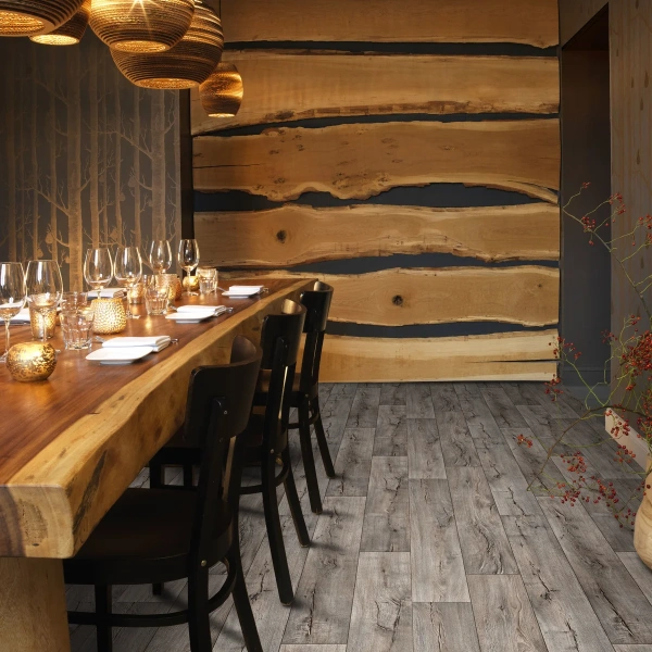 Линолеум ULTRA CRACKED OAK 5 4 ПВХ линолеум 23/32 класс