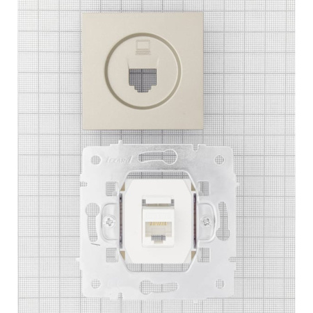 Розетка VESNA 742 3788 139 компьютерная титан (механизм)